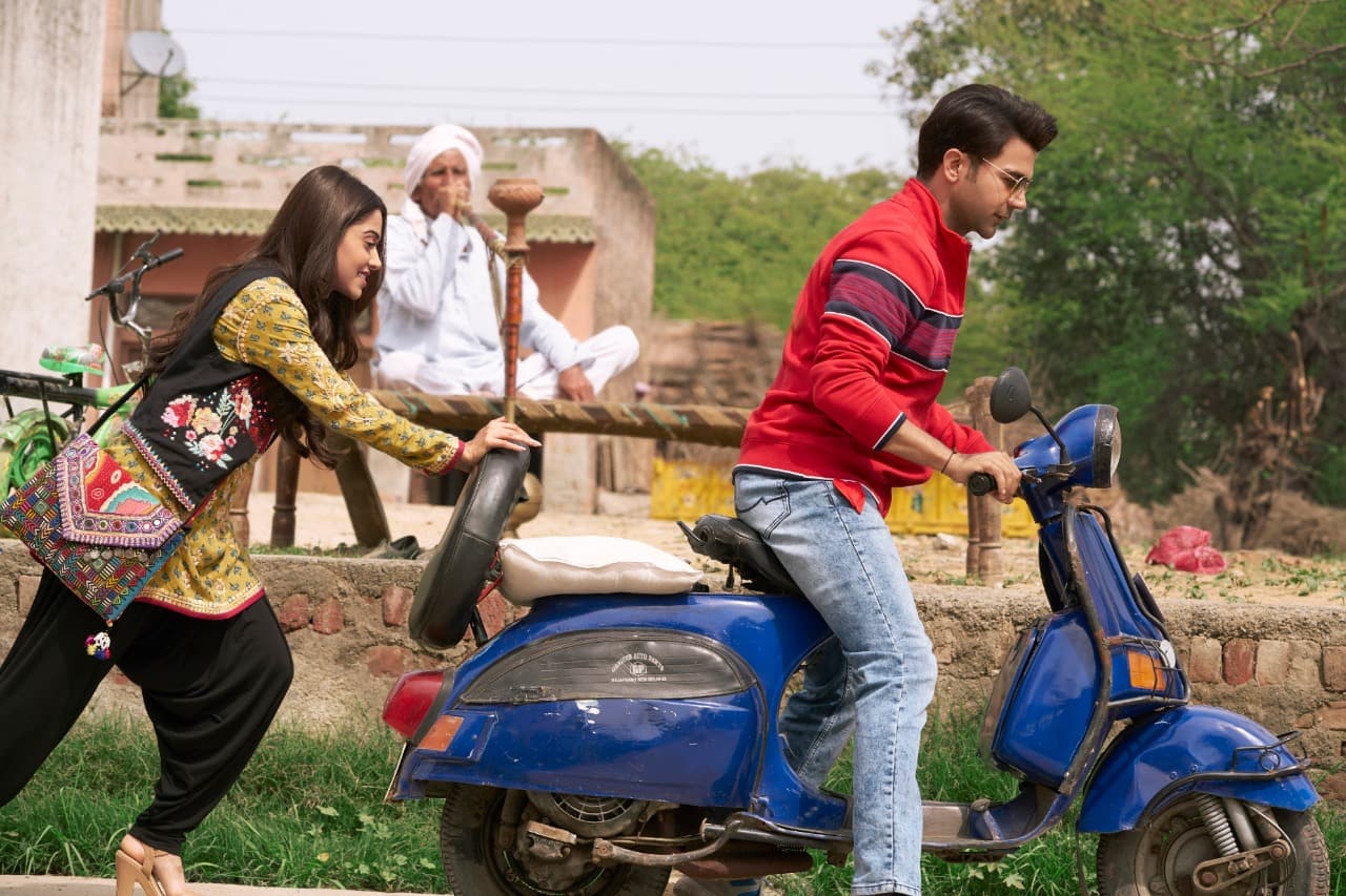 सौ साल में बॉलीवुड की सबसे सूनी दिवाली रही इस बार