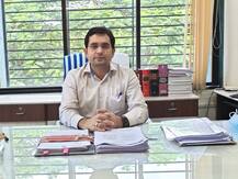 IAS Success Story: चार प्रयासों में पूरी की उत्सव ने IIT से IAS तक की दूरी, कैसा रहा उनका यह सफर, जानते हैं