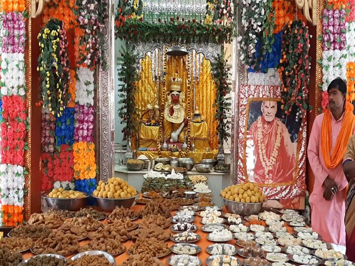 annakoot bhog offered to ayodhya temples including ram janmabhoomi ann अयोध्या: राम जन्मभूमि समेत सभी प्रमुख मंदिरों में भगवान को लगाया गया 56 प्रकार के व्यंजनों का भोग, जानें- क्या रहा खास