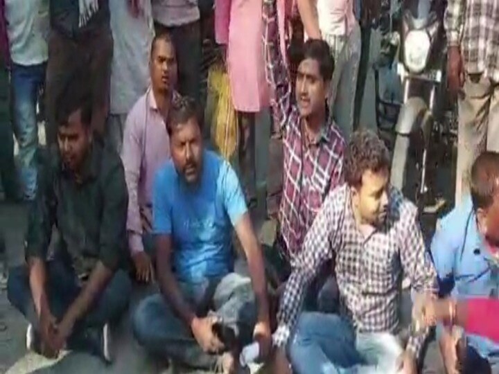 Bihar: Quarantine center operators agitated for non-payment even after seven months ann बिहार: सात महीने बाद भी भुगतान नहीं होने से नाराज क्वारंटाइन सेंटर संचालकों ने किया प्रदर्शन, सरकार के खिलाफ लगाए नारे