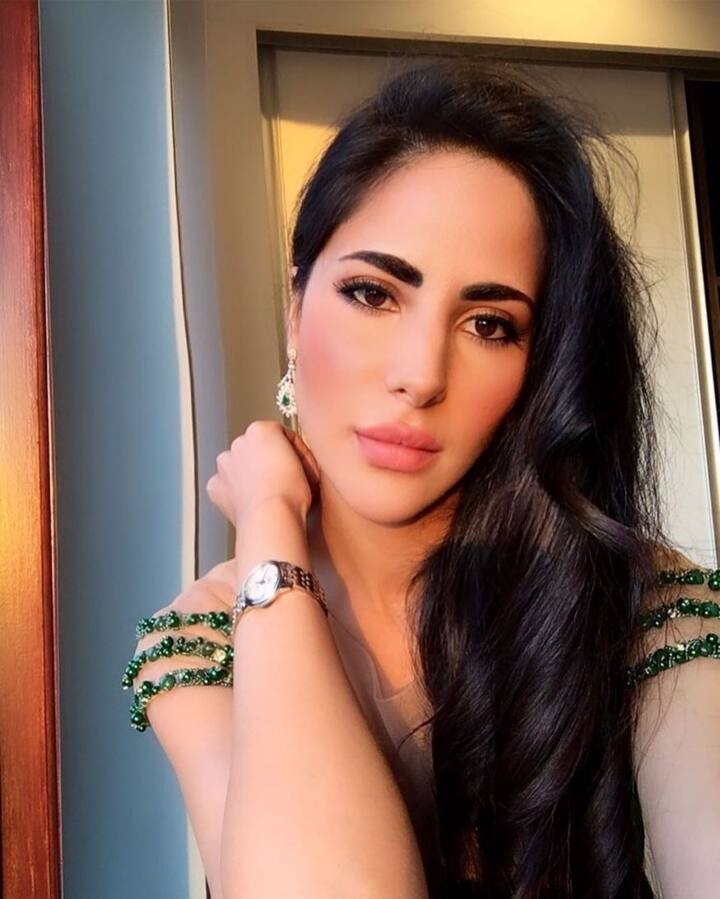 वह सोशल मीडिया पर कटरीना के गाने और सीन्स पर वीडियो बनाकर पोस्ट करती रहती हैं. 