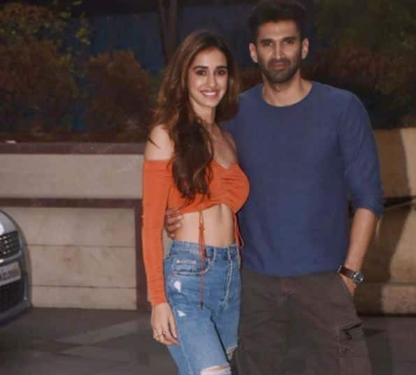 2020 में दिशा आदित्य रॉय कपूर के साथ 'मलंग' में नज़र आई थीं. फिल्म के प्रमोशन के दौरान दिशा के ग्लैमरस लुक्स देखने को मिले थे.