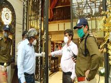 इंदौर: दिवाली पर 20 कर्मचारी संक्रमित आने के बाद बंद की गई ज्वेलर्स की दुकान, ग्राहकों की हो रही है जांच