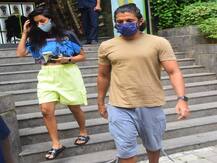 Farhan- Shibani, Deepika Padukone और Rakul Preet मुंबई में अलग-अलग जगह हुए स्पॉट