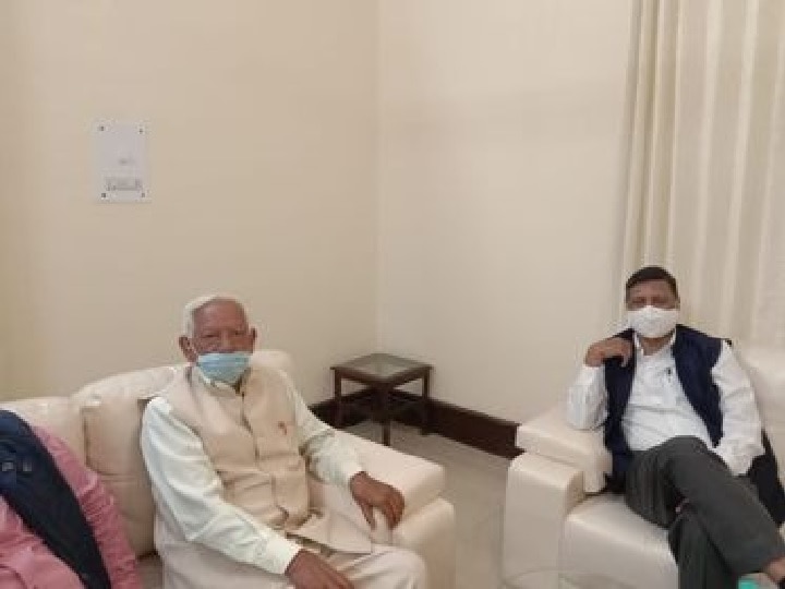 health chief secretary alok kumar visits meerut amid corona pandemic ann कोरोना को लेकर मुख्य स्वास्थ्य सचिव आलोक कुमार का मेरठ दौरा, कहा- जनता के साथ है सरकार