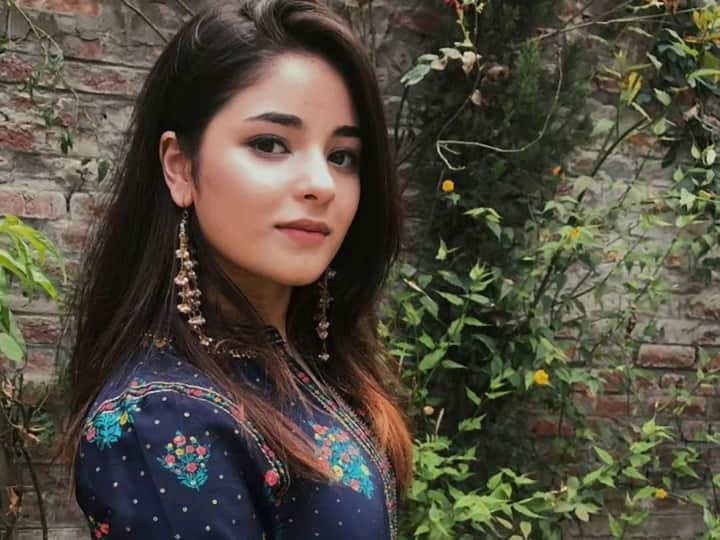 इस्लाम के लिए बॉलीवुड छोड़ने वालीं Zaira Wasim की फैन्स से गुहार, कहा- 'फैन पेज से मेरे फ़ोटो हटा लें
