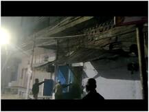 कानपुरः कुली बाजार में जर्जर मकान ढहने से मलबे में कई लोगों के फंसे होने की आशंका, रेस्क्यू में जुटी टीम