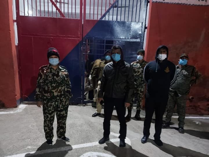 Bihar: Raids conducted in Jehanabad jail, mobile and many objectionable goods recovered ann बिहार: जहानाबाद जेल में की गई छापेमारी, मोबाइल समेत कई आपत्तिजनक सामान बरामद
