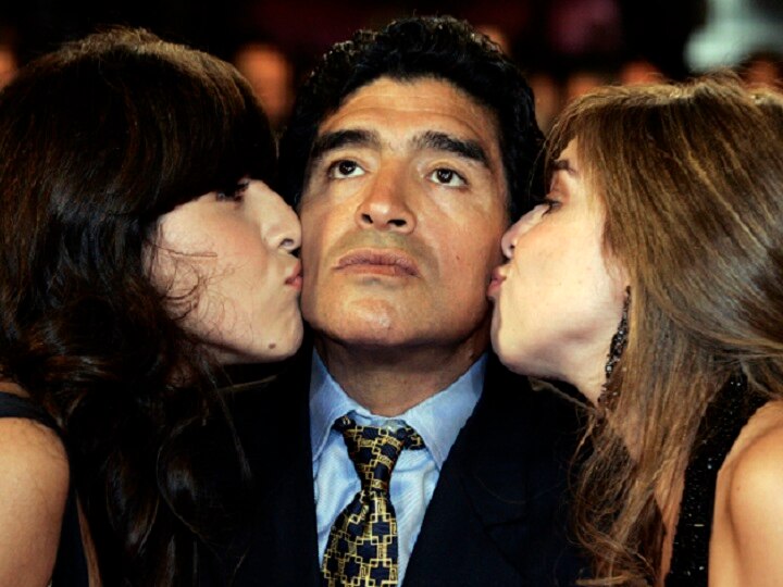 maradona has at least 11 children know his wife man क्या आपको पता है मारोडोना के 11 बच्चे थे, जानिए-परिवार से जुड़ी अनसुनी कहानियां