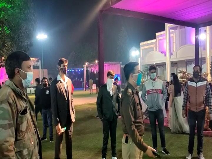 Marriage function gathering not more than 100 person in Meerut ann मेरठ: शादी समारोह में 100 से ज्यादा लोग नहीं होंगे शामिल, पुलिस ने की सख्ती, अब तक दो FIR दर्ज