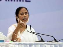 बंगाल के मंत्री लक्ष्मी रतन शुक्ल के इस्तीफे पर सीएम ममता की प्रतिक्रिया, कहा- वो खेल को ज्यादा समय देना चाहते हैं