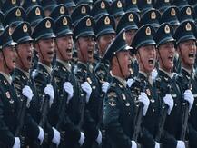 चीनी सेना की लद्दाख में खराब गर्म कपड़ों से हालत खराब, 12 हजार फीट ऊंचाई पर सैनिकों के हौसले पस्त