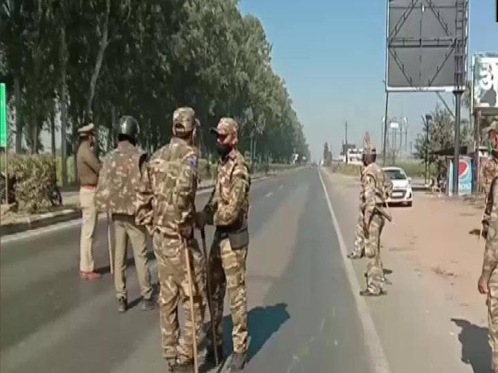 Bharatiya Kissan Union block Delhi-dehradun highway in Muzaffarnagar ann मुजफ्फरनगर: किसानों का प्रदर्शन जारी, भारतीय किसान यूनियन ने दिल्ली-देहरादून हाई वे जाम किया, फोर्स तैनात