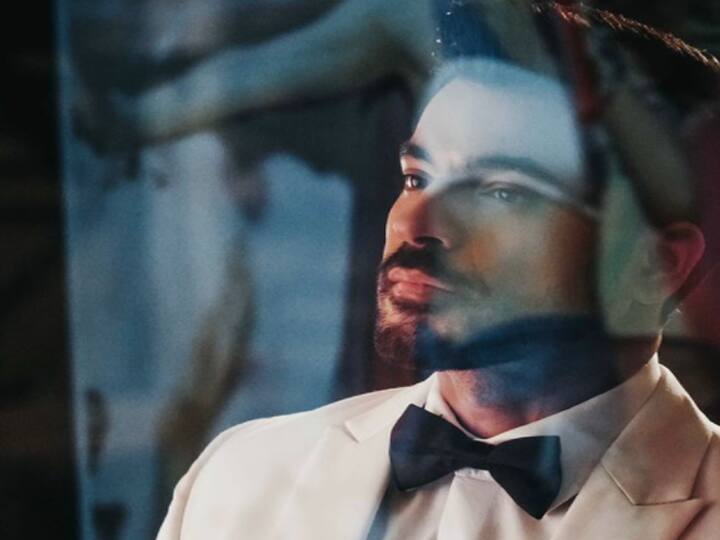 बिग बॉस के घर में आने से पहले गौतम को एकता कपूर के शो कहानी हमारे महाभारत की में देखा गया था. इस सीरियल में उन्होंने दुर्योधन का किरदार निभाया था. (फोटो इंस्टाग्राम)