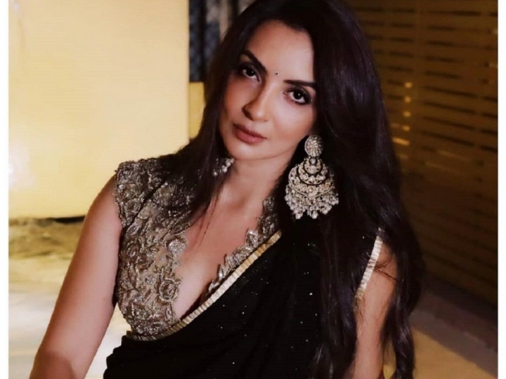 Fabulous Lives of Bollywood Wives: बॉलीवुड स्टार्स की पत्नियों की कहानी, कोई फैशन चेन की मालकिन तो कोई रह चुकी हैं एक्ट्रेस