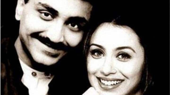 आदित्य चोपड़ा-रानी मुखर्जी: एक्ट्रेस रानी और फिल्ममेकर आदित्य चोपड़ा की सीक्रेट शादी 2014 में इटली में हुई थी. यह शादी इतनी गुपचुप तरीके से हुई थी कि किसी को भनक तक नहीं लगी. ऐसा इसलिए किया गया क्योंकि आदित्य बहुत ही प्राइवेट पर्सन हैं और उन्हें लाइम लाइट में आना बिलकुल पसंद नहीं है. 