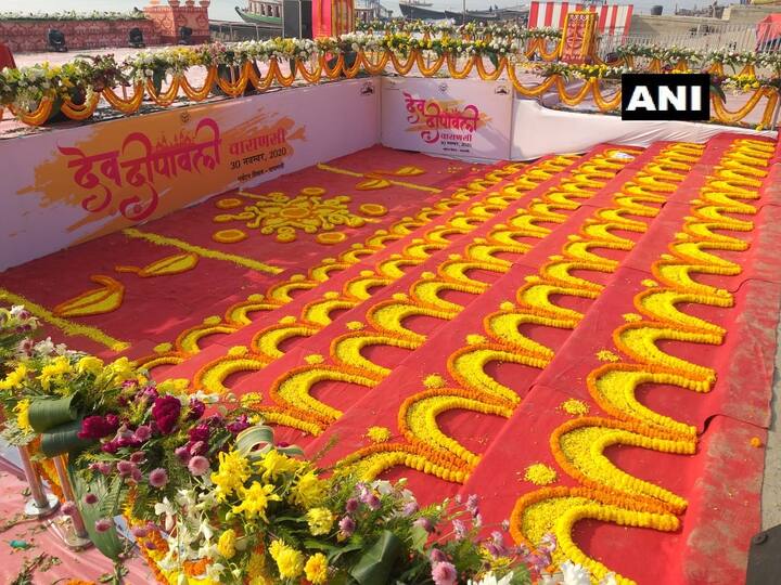 गंगा घाट पर पीएम मोदी देर शाम जलाये गये दीपों को निहारेंगे, साथ ही दीपदान भी करेंगे. 