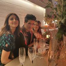 Manish Malhotra के घर हुई नए साल की पार्टी, kartik Aaryan से लेकर कृति सेनन तक सितारों का लगा जमावड़ा