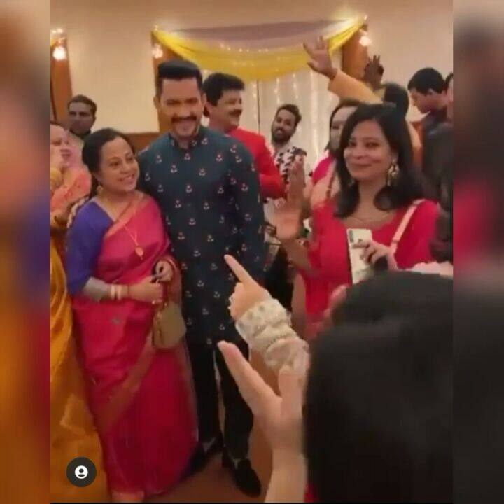 आदित्य नारायण ने इंस्टाग्राम पोस्ट में लिखा,