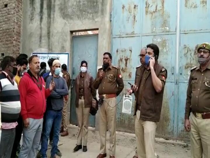 Criminal Sunder Bhati aide Nizam property seized in Noida ann नोएडा: कुख्यात सुंदर भाटी के करीबी निजाम की 25 करोड़ की संपत्ति जब्त, धमका कर स्कैप का ठेका हथियाते थे