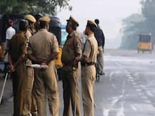 झारखंडछ: दुमका में जमीन में दबाए हथियार और गोलाबारूद बरामद, जंगल में पुलिस का तलाशी अभियान जारी