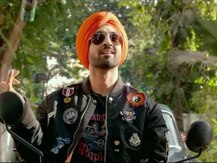 Diljit Dosanjh ने अपनी पढ़ाई को छोड़कर गाने लगे थे गुरुद्वारे में गुरबानी, आज है पंजाब के किंग