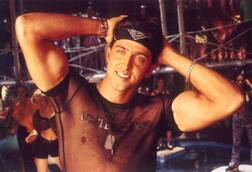 રીતિકનું 16 વર્ષ નાની આ એક્ટ્રેસ સાથે છે અફેર ? યુવતીના કાકા મહાન નાટ્યકારની થઈ હતી હત્યા, કોની સાથે લિવ-ઈનમાં રહેતી ?