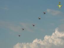 टिड्डी-दल की तरह दुश्मन पर टूट पड़ने के लिए भारत के ड्रोन हैं तैयार, IAF ने शेयर की तस्वीरें