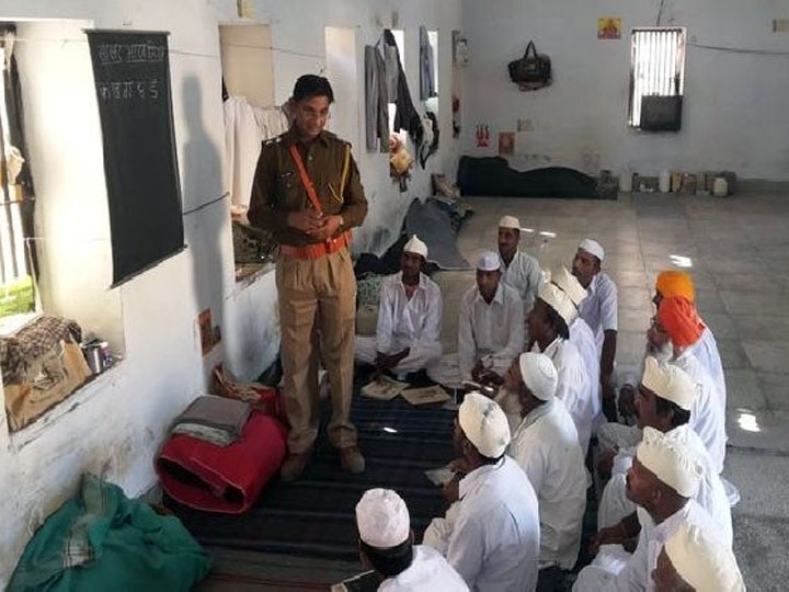 lucknow know how education is changing jails environment in uttar Pradesh ann यूपी की जेलों में जगाई जा रही है शिक्षा की अलख, सलाखों के पीछे से कैदी बदल रहे हैं अपनी जिंदगी