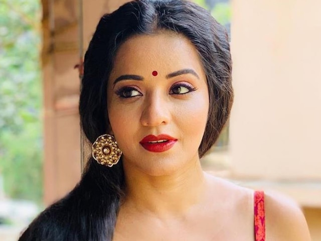 640px x 480px - Bhojpuri Actress Monalisa Danced To The Songs Of Kumar Sanu And Alka Yagni,  Video On Social Media | à¤­à¥‹à¤œà¤ªà¥à¤°à¥€ à¤à¤•à¥à¤Ÿà¥à¤°à¥‡à¤¸ Monalisa à¤¨à¥‡ à¤•à¤¿à¤¯à¤¾ Kumar Sanu à¤”à¤°  Alka Yagnik à¤•à¥‡ à¤—à¤¾à¤¨à¥‡ à¤ªà¤° à¤¡à¤¾à¤‚à¤¸, à¤¸à¥‹