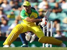 IPL AUCTION: सबा करीम और ब्रैड हॉग ने आरसीबी के मैक्स्वेल को खरीदने को बताया जोखिम भरा फैसला