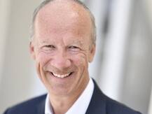 हेडक्वार्टर में कदम रखे बिना Wipro के नए CEO ने किया ऐसा कारनामा, शेयर में आया 70% का भारी उछाल