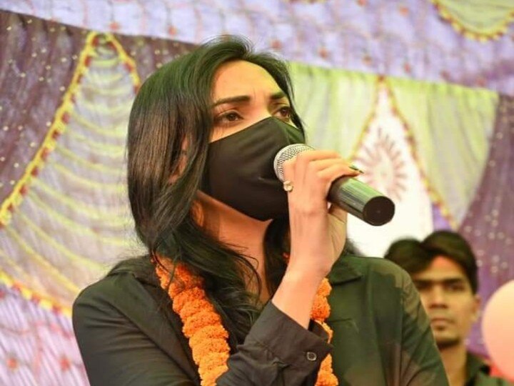 पुष्पम प्रिया को पसंद नहीं आया लालू-नीतीश का 'ओ बेटा जी', इस अंदाज में कसा तंज Pushpam Priya did not like Lalu-Nitish's 'O son ji', how tight is this style ann पुष्पम प्रिया को पसंद नहीं आया लालू-नीतीश का 'ओ बेटा जी', इस अंदाज में कसा तंज