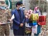 गलती से सीमा पार कर पुंछ पहुंचीं PoK की दो बहनें, भारतीय सेना ने गिफ्ट और मिठाइयां देकर वापस भेजा