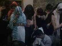 ग्रेटर नोएडा के एक स्पा सेंटर में चल रहा था देह व्यापार, यूपी पुलिस ने 7 महिलाओं समेत 18 लोगों को किया गिरफ्तार