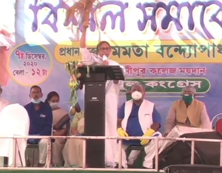 किसान विरोध: ममता बोलीं- ‘भारत बंद’ को हमारा समर्थन नहीं, लेकिन किसान आंदोलन के साथ