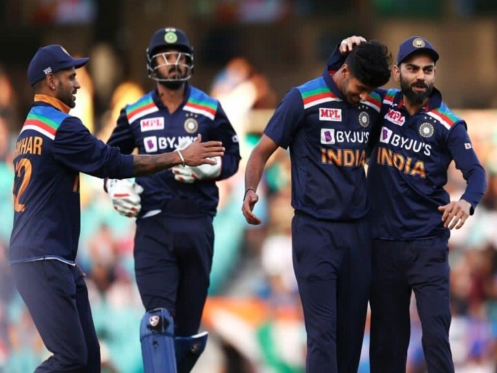 Indian cricket team fined 20 percent of match fees due to slow over rate in final t20 आखिरी T20 मुकाबले में टीम इंडिया से हुई भारी चूक, अब चुकानी पड़ी बड़ी कीमत