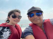 सचिन तेंदुलकर ने बेटी सारा के साथ मस्ती करते हुए फोटो शेयर किया, इन दिनों परिवार संग मना रहे हैं छुट्टियां