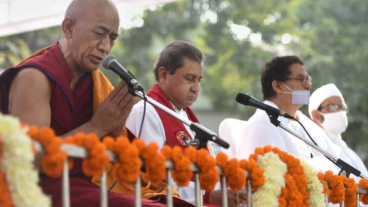 अक्टूबर 2022 तक नए भवन का निर्माण पूरा करने की तैयारी है, ताकि देश की आजादी की 75 वीं वर्षगांठ पर इसी भवन में सत्र का आयोजन हो.