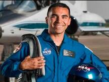 नासा के चंद्र अभियान के लिए चुने गए 18 अंतरिक्षयात्रियों में भारतवंशी राजा चारी भी शामिल