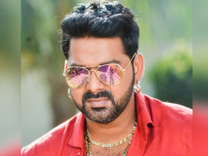 भोजपुरिया फिल्मों के 'लॉलीपॉप लागेलू' स्टार पवन सिंह सिर्फ 10वीं पास हैं. सिंगर के साथ ही साथ वो एक एक्टर भी हैं. 