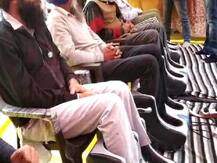 Farmers Protest: वाशिंग मशीन-रोटी मेकर के बाद अब सिंघु बॉर्डर पर किसानों के लिए लगाए गए फुट मसाजर 