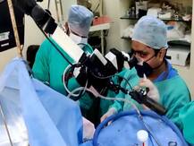 ग्वालियर: बिरला अस्पताल के डॉक्टरों का कमाल, पियानो बजाती रही बच्ची, ब्रेन ट्यूमर का हुआ सफल ऑपरेशन