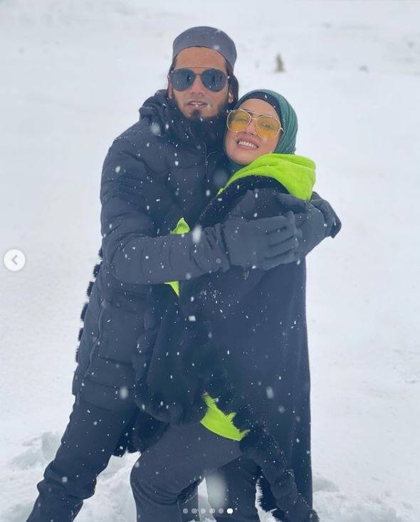  पिछले महीने नवंबर में सना खान ने अनस से निकाह कर सभी को चौंका दिया था. 