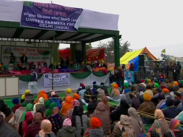 किसान सरकार द्वारा बनाए गए कृषि कानूनों को वापस लेने की मांग कर रहे हैं.