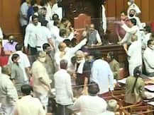 कर्नाटक: विधायकों की शर्मनाक करतूत, डिप्टी स्पीकर को चेयर से खींचा, जमकर हुई धक्कामुक्की