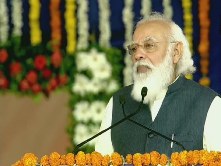 Prime Minister Narendra Modi Kutch addresses says Kutch become tourism centre of the world किसान आंदोलन: पीएम मोदी का विपक्ष पर निशाना- किसान के कंधों पर कुछ लोग बंदूक रख कर चला रहे हैं
