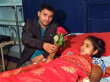 प्रयागराज: शादी से 8 घंटे पहले अपंग हो गई दुल्हन, फिर दूल्हे ने जो किया वो मिसाल बन गई