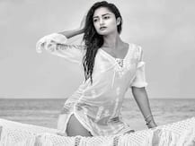 'आश्रम' की ये एक्ट्रेस रियल लाइफ में बिखेरती हैं जलवे, अपनी अदाओं से कर चुकी हैं सबको दीवाना