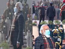 Photos: पीएम मोदी 'विजय दिवस' के मौके पर विजय मशाल जलाकर शहीदों को दी श्रद्धांजलि